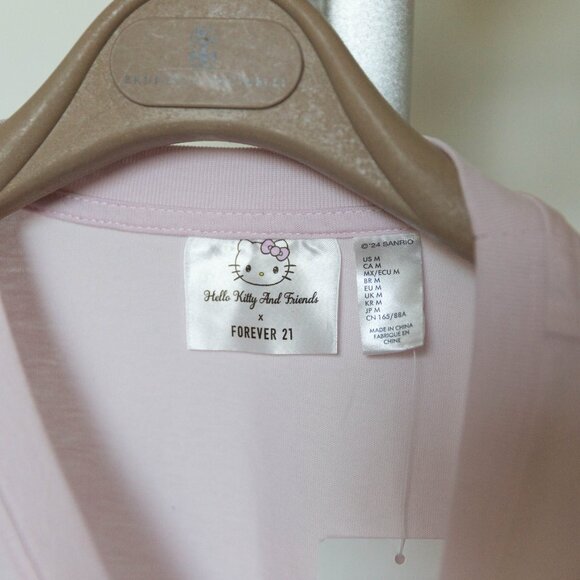 Forever 21 Hello Kitty Pink T shirt with crystals and pearls size M - Picture 4 of 7